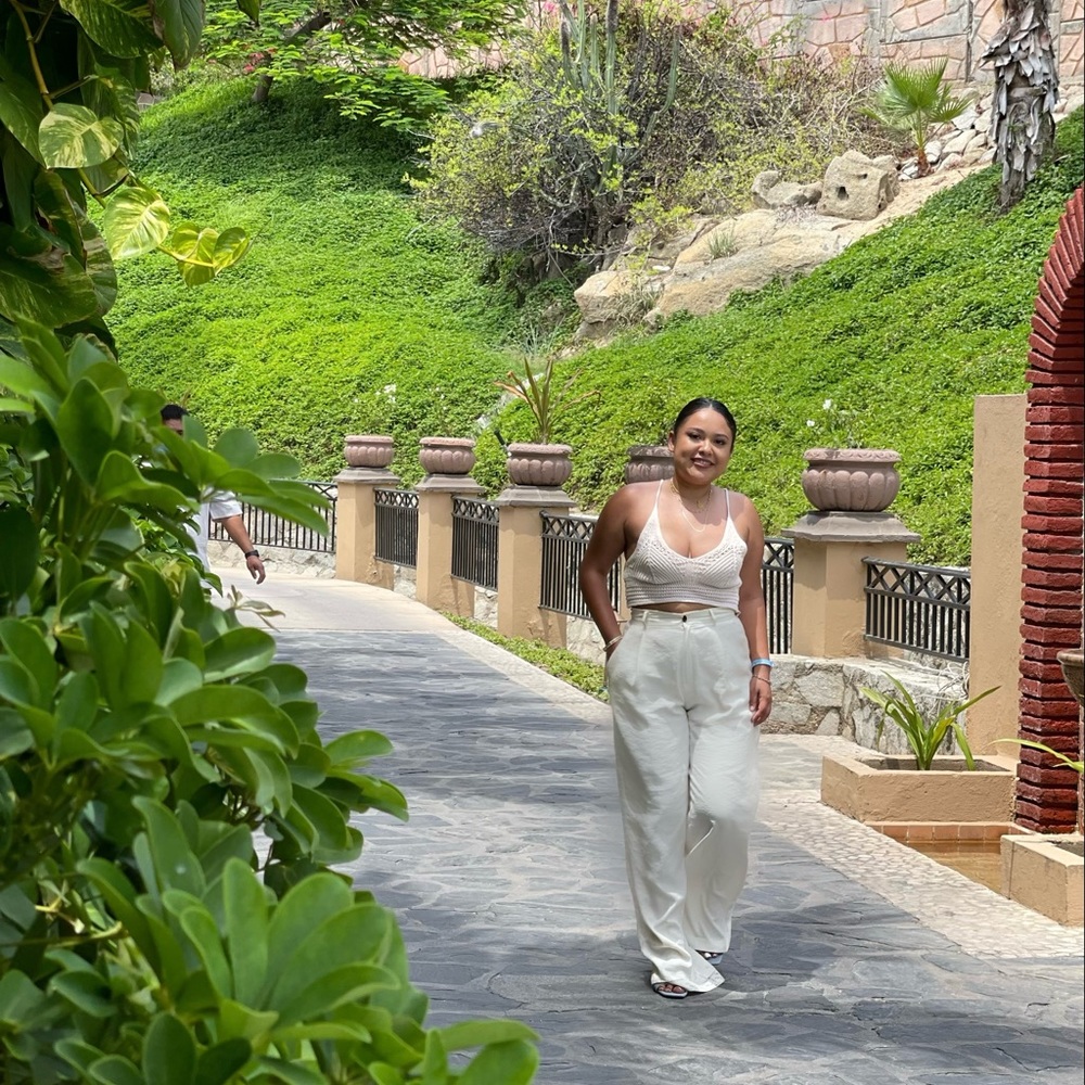 Meet your Posher, Julie